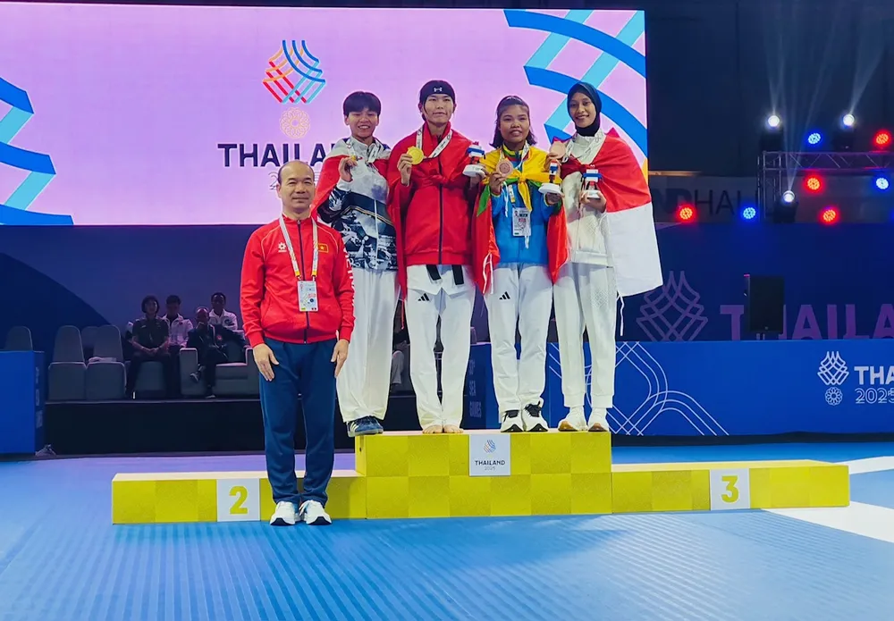 Võ sĩ taekwondo Việt Nam giành HCV tại SEA Games 33 Võ sĩ taekwondo Việt Nam giành HCV tại SEA Games 33